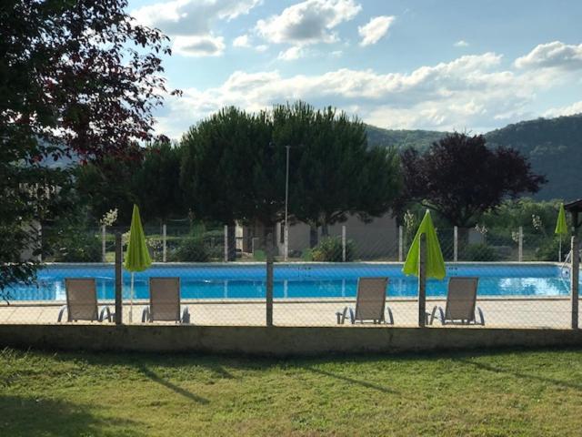 Camping Le Mondou Hotell Saint-Julien-de-Lampon Eksteriør bilde
