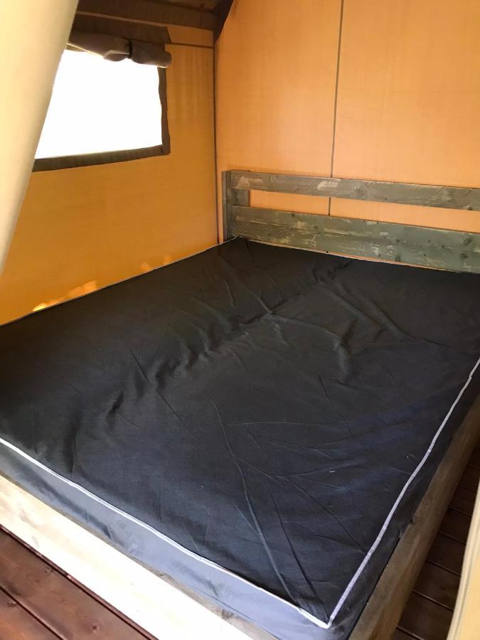 Camping Le Mondou Hotell Saint-Julien-de-Lampon Eksteriør bilde